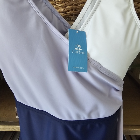 NWT Cupshe Color Block One Piece Swimsuit | Size Small | Lavender Navy White - Picture 4 of 9